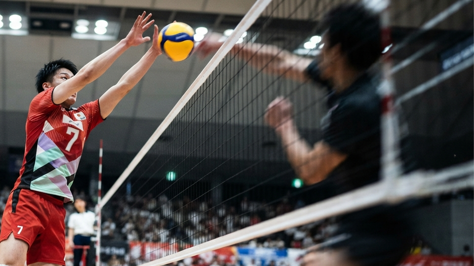 ミドルブロッカーに最適なバレーボールシューズを選ぶ3つの条件